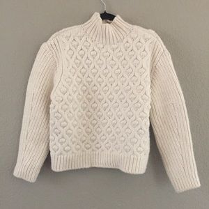ZaRA White Sweater Turtleneck SZ Medium